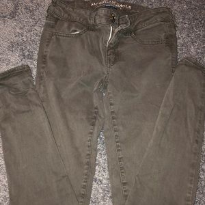 American Eagle army green skinny jeans jegging